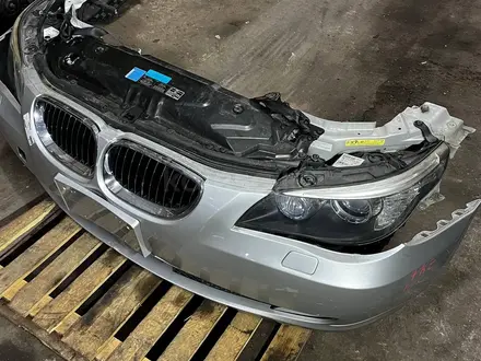 МОРДА НОУСКАТ ПЕРЕДНИЙ БАМПЕР ФАРЫ КАПОТ КРЫЛО BMW E60 РЕСТ за 500 000 тг. в Актау
