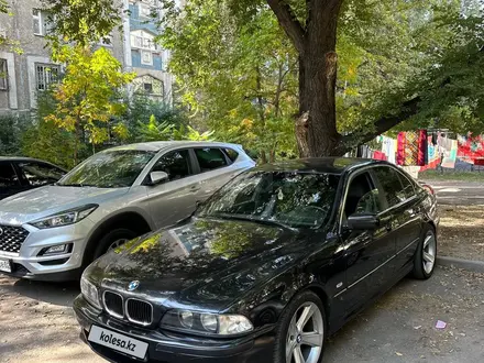 BMW 528 1998 года за 3 300 000 тг. в Алматы – фото 2