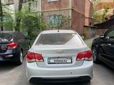 Chevrolet Cruze 2013 года за 5 500 000 тг. в Алматы – фото 2