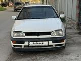 Volkswagen Golf 1993 года за 1 300 000 тг. в Есик