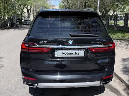 BMW X7 2020 года за 42 000 000 тг. в Алматы – фото 3