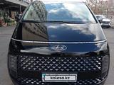 Hyundai Staria 2022 года за 22 500 000 тг. в Алматы – фото 2