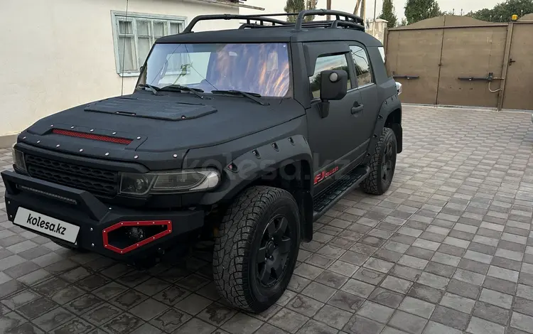 Toyota FJ Cruiser 2008 годаүшін15 500 000 тг. в Тараз