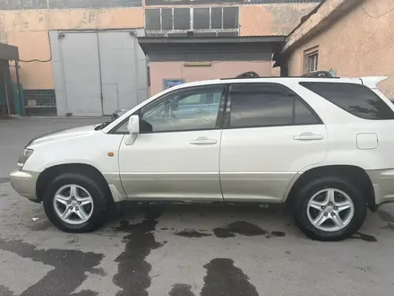 Toyota Harrier 1998 года за 4 500 000 тг. в Алматы – фото 3