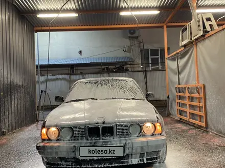 BMW 525 1990 года за 2 200 000 тг. в Тараз – фото 3