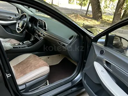 Hyundai Sonata 2023 года за 12 900 000 тг. в Алматы – фото 17