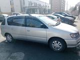 Toyota Ipsum 1996 годаүшін3 700 000 тг. в Семей – фото 2