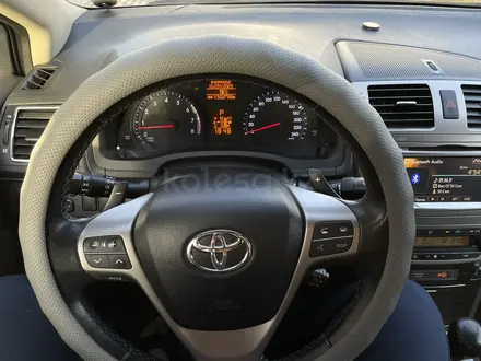 Toyota Avensis 2012 года за 7 500 000 тг. в Алматы – фото 31