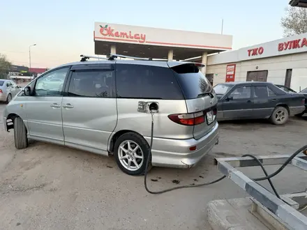 Toyota Estima 2000 года за 4 000 000 тг. в Алматы – фото 2
