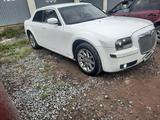 Chrysler 300C 2006 годаүшін4 650 000 тг. в Караганда – фото 3