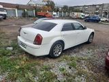 Chrysler 300C 2006 года за 4 650 000 тг. в Караганда – фото 4