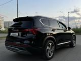 Hyundai Santa Fe 2023 годаfor16 500 000 тг. в Алматы – фото 3
