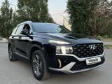 Hyundai Santa Fe 2023 годаfor16 500 000 тг. в Алматы