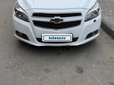 Chevrolet Malibu 2014 года за 6 800 000 тг. в Семей – фото 2
