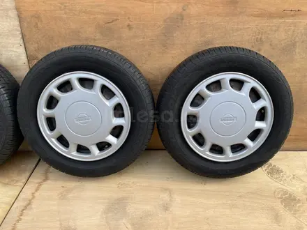 Шины с дисками 5*114.3 Dunlop 195/65 R15 Лето за 90 000 тг. в Алматы – фото 2