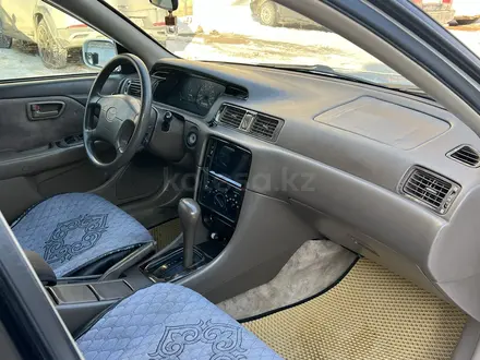 Toyota Camry 1998 года за 3 850 000 тг. в Алматы – фото 5