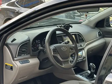 Hyundai Elantra 2016 года за 4 100 000 тг. в Атырау – фото 4
