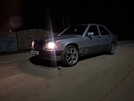 Mercedes-Benz 190 1991 года за 1 600 000 тг. в Астана – фото 2