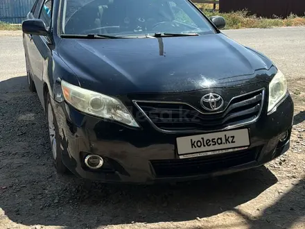 Toyota Camry 2010 года за 6 000 000 тг. в Атырау