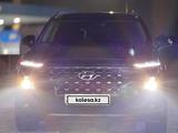 Hyundai Santa Fe 2020 года за 18 500 000 тг. в Семей