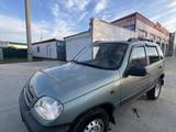 Chevrolet Niva 2007 года за 1 950 000 тг. в Уральск – фото 2
