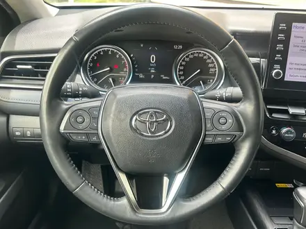 Toyota Camry Prestige 2023 года за 15 790 000 тг. в Алматы – фото 17