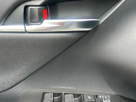 Toyota Camry Prestige 2023 года за 15 790 000 тг. в Алматы – фото 22