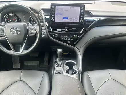 Toyota Camry Prestige 2023 года за 15 790 000 тг. в Алматы – фото 12