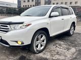 Toyota Highlander 2013 года за 15 000 000 тг. в Алматы – фото 2