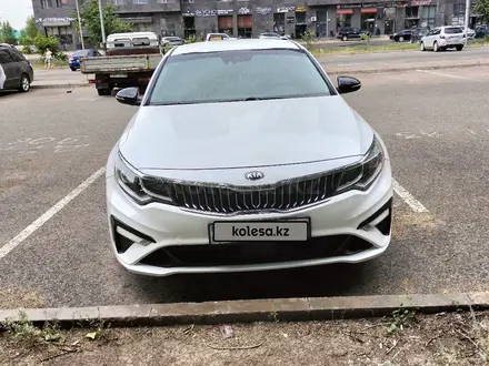 Kia Optima 2019 года за 9 000 000 тг. в Астана