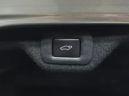 Lexus ES 300h Luxury 2.5 2024 года за 23 000 000 тг. в Алматы – фото 17