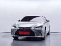 Lexus ES 300h Luxury 2.5 2024 года за 23 000 000 тг. в Алматы