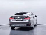 Lexus ES 300h Luxury 2.5 2024 годаүшін23 000 000 тг. в Алматы – фото 2