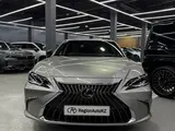 Lexus ES 300h Luxury 2.5 2024 года за 23 000 000 тг. в Алматы
