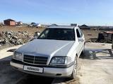 Mercedes-Benz C 180 1998 года за 1 500 000 тг. в Караганда – фото 2