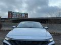 Hyundai Elantra 2023 года за 8 800 000 тг. в Уральск – фото 14