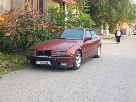 BMW 320 1993 года за 2 000 000 тг. в Алматы – фото 3