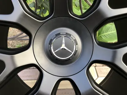 Оригинальные диски R22 AMG на Mercedes G-Classe W463 Гелендваген за 940 000 тг. в Алматы – фото 5