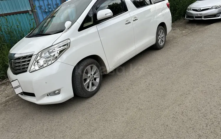 Toyota Alphard 2010 года за 10 500 000 тг. в Атырау