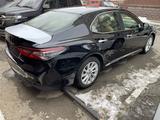 Toyota Camry 2023 года за 16 500 000 тг. в Атырау – фото 4