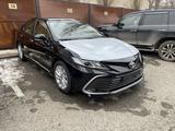 Toyota Camry 2023 года за 16 500 000 тг. в Атырау – фото 3