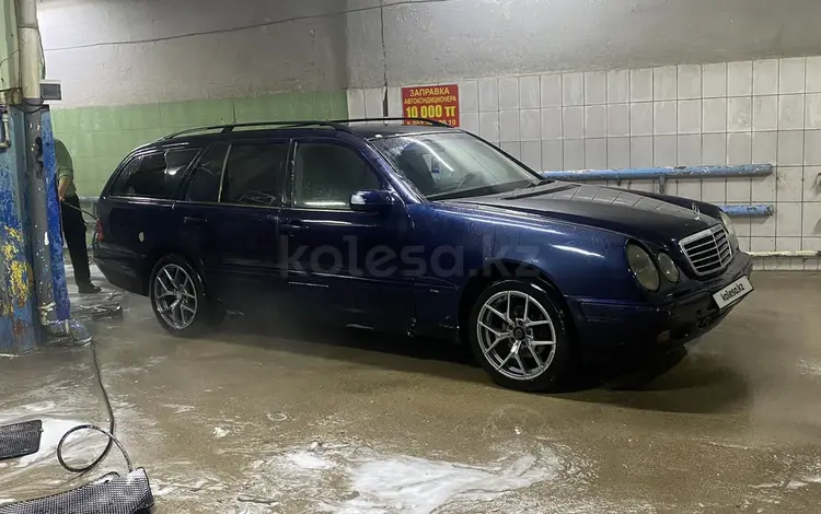 Mercedes-Benz E 280 2002 годаүшін1 900 000 тг. в Астана