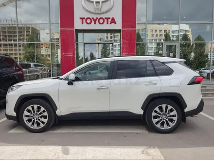 Toyota RAV4 2020 года за 15 400 000 тг. в Астана – фото 3