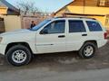 Jeep Grand Cherokee 2002 годаүшін4 400 000 тг. в Тараз