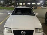 Volkswagen Santana 2009 года за 1 000 000 тг. в Астана