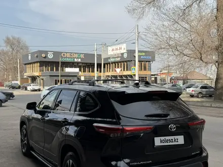 Toyota Highlander 2023 года за 24 500 000 тг. в Алматы – фото 12