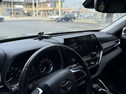 Toyota Highlander 2023 года за 24 500 000 тг. в Алматы – фото 17