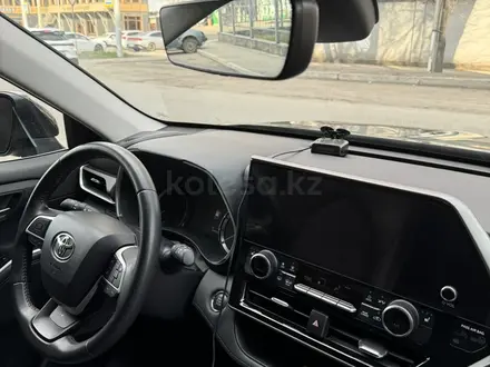 Toyota Highlander 2023 года за 24 500 000 тг. в Алматы – фото 29