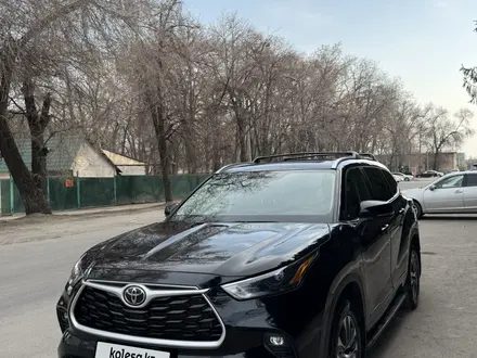 Toyota Highlander 2023 года за 24 500 000 тг. в Алматы – фото 4