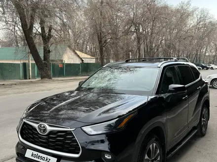 Toyota Highlander 2023 года за 24 500 000 тг. в Алматы – фото 3
